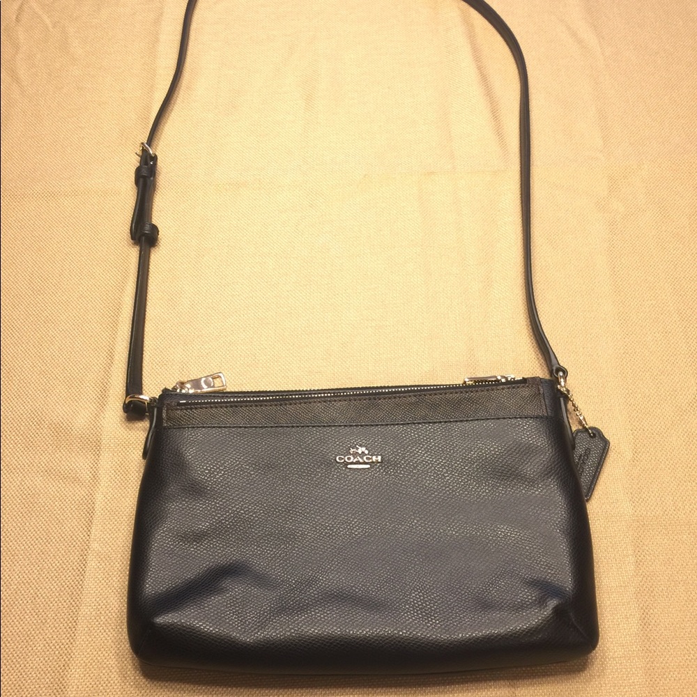 Coach black leather pop up crossbody purse